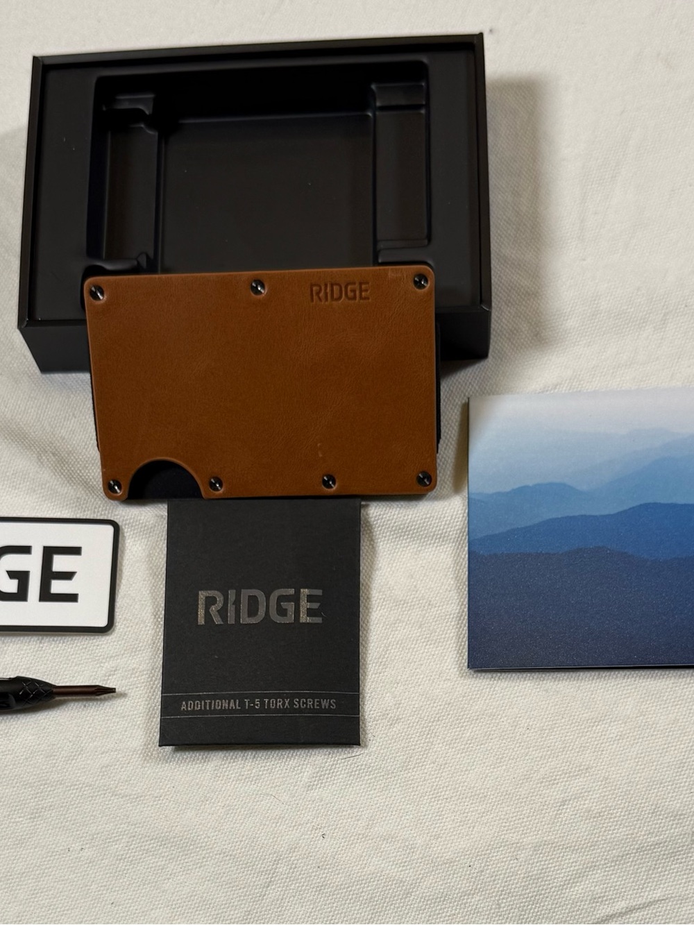 Ridge Tobacco Brown Leather RFID Wallet Cash Strap With Box